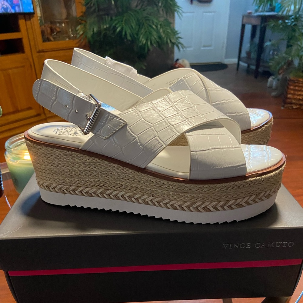Vince Camuto VC -Marietten wedges